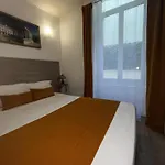 Hotel Empire