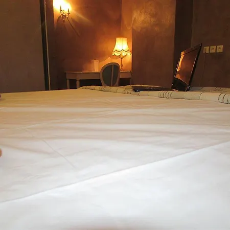 Otel Empire Nîmes
