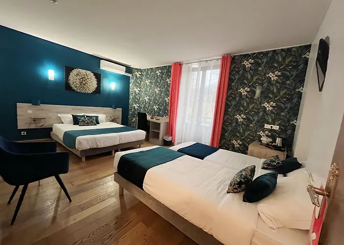 Empire Hotell Nîmes