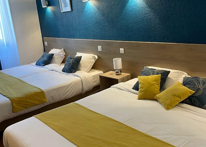 Hotell Empire Nîmes