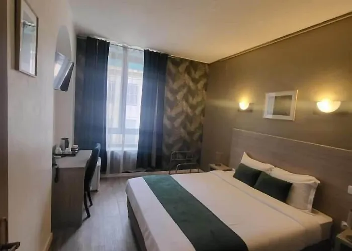 Empire Hotell Nîmes